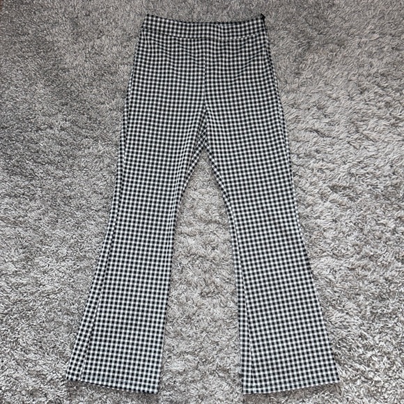 Forever 21 Pants - Forever 21 Crop Kick Flare Gingham Pants Small